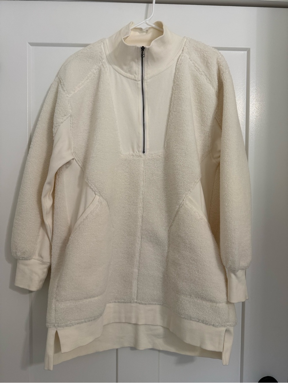 daily practice Cream Half-Zip Sherpa Pullover size M